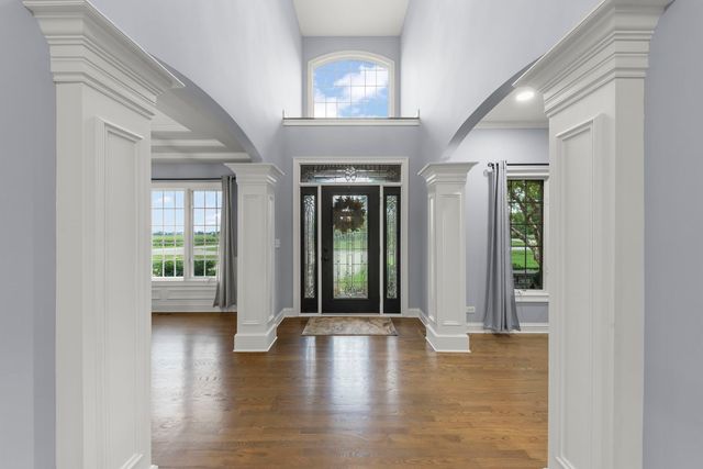 5085 Half Round Road, Oswego, IL 60543