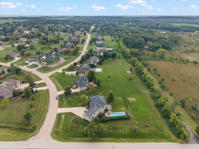 5085 Half Round Road, Oswego, IL 60543