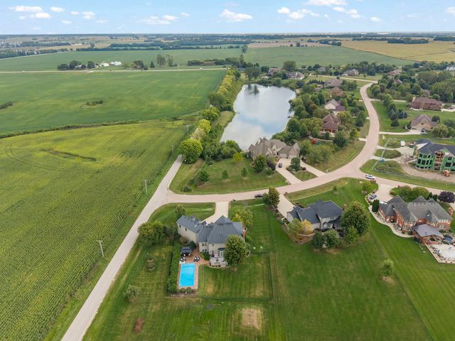 5085 Half Round Road, Oswego, IL 60543