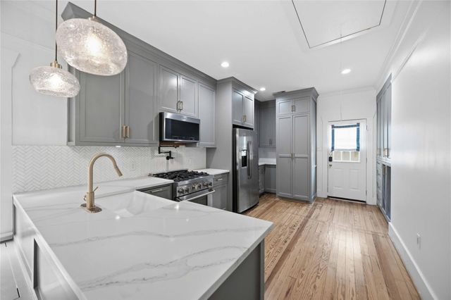 208 Archer Street, Houston, TX 77009