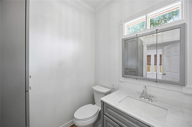 208 Archer Street, Houston, TX 77009