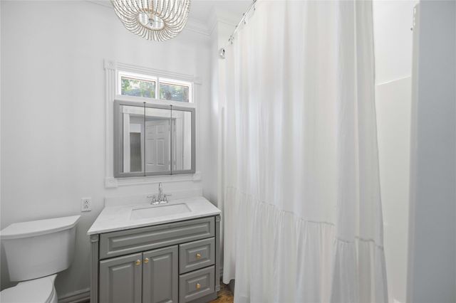 208 Archer Street, Houston, TX 77009