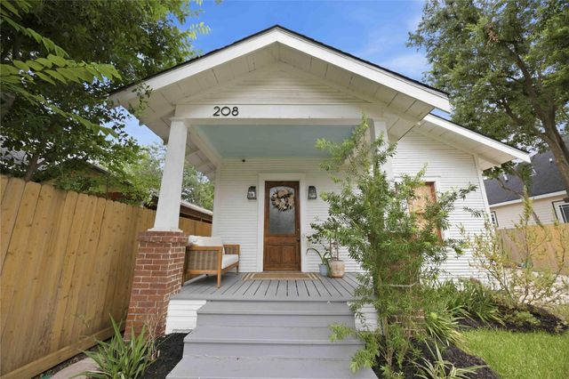 208 Archer Street, Houston, TX 77009