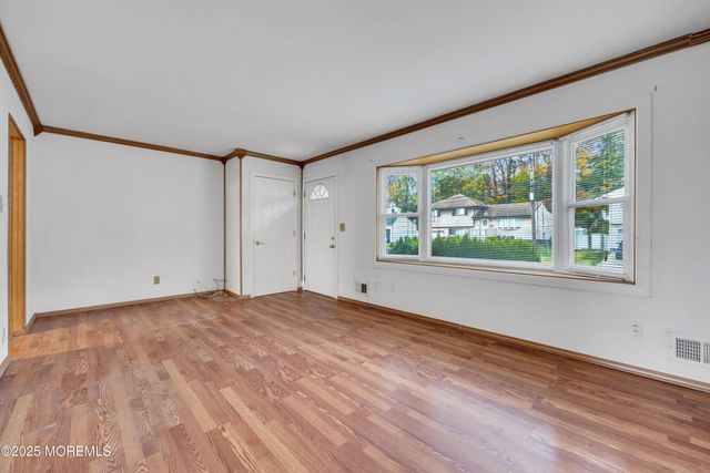 25 Venus Road, South Amboy, NJ 08879