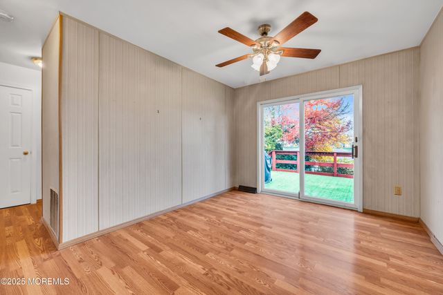 25 Venus Road, South Amboy, NJ 08879