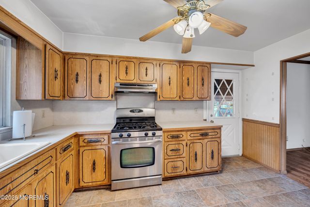 25 Venus Road, South Amboy, NJ 08879