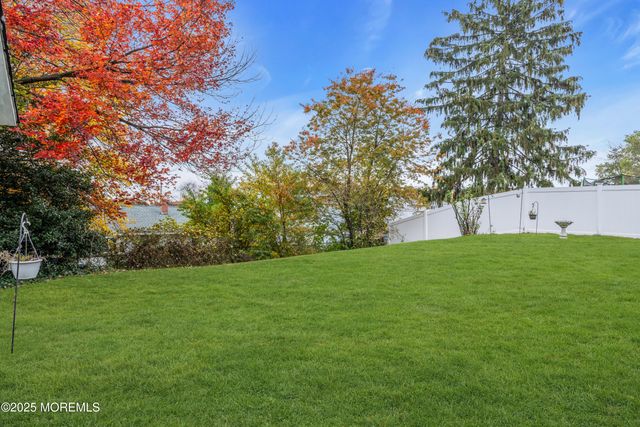 25 Venus Road, South Amboy, NJ 08879