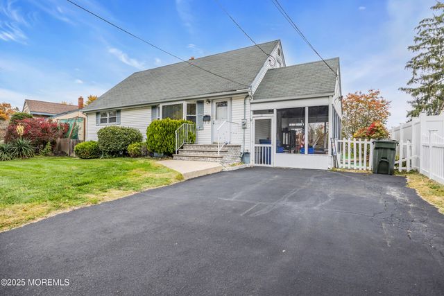 25 Venus Road, South Amboy, NJ 08879