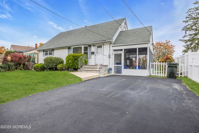 25 Venus Road, South Amboy, NJ 08879