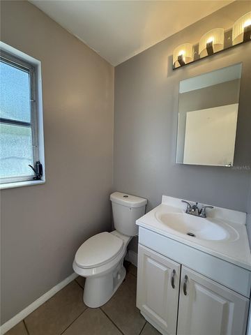 472 BRIARWOOD ROAD, Venice, FL 34293