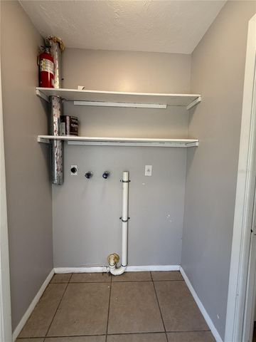 472 BRIARWOOD ROAD, Venice, FL 34293