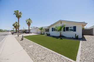 6637 E WILSHIRE Drive, Scottsdale, AZ 85257