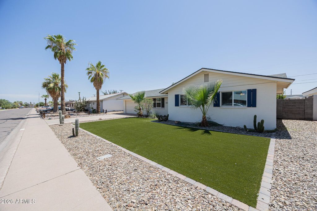 6637 E WILSHIRE Drive, Scottsdale, AZ 85257