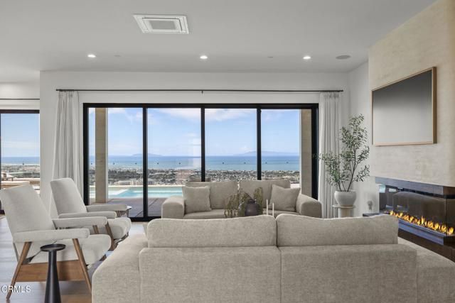 3254 Breaker Drive, Ventura, CA 93003