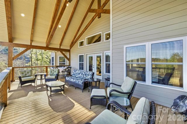 1510 Royal Lane, Lenoir, NC 28645