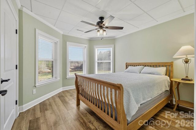 1510 Royal Lane, Lenoir, NC 28645