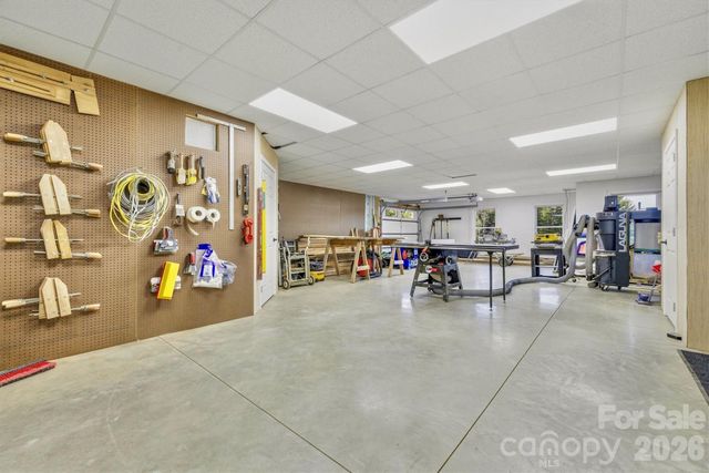 1510 Royal Lane, Lenoir, NC 28645