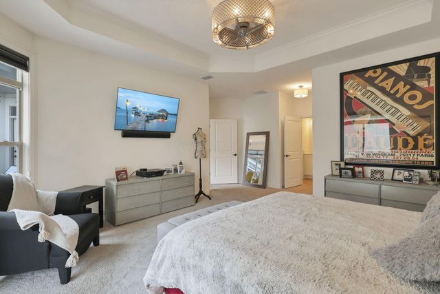 6452 Nature Nook Drive, Lewis Center, OH 43035