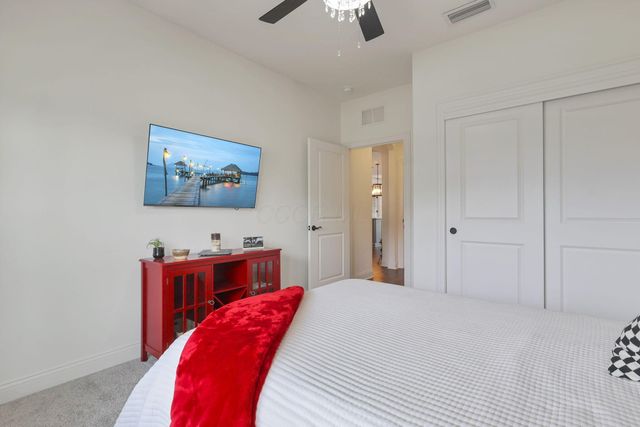 6452 Nature Nook Drive, Lewis Center, OH 43035