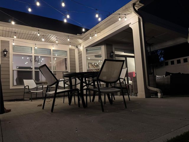 6452 Nature Nook Drive, Lewis Center, OH 43035