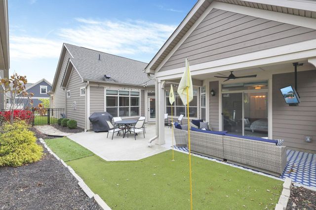 6452 Nature Nook Drive, Lewis Center, OH 43035