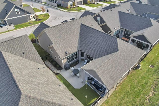 6452 Nature Nook Drive, Lewis Center, OH 43035