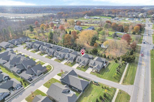 6452 Nature Nook Drive, Lewis Center, OH 43035