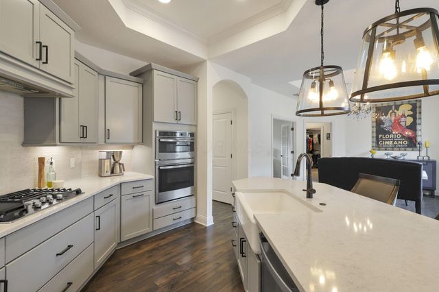 6452 Nature Nook Drive, Lewis Center, OH 43035