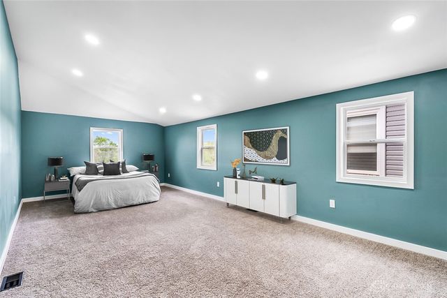 7 N Riverview Avenue, Miamisburg, OH 45342
