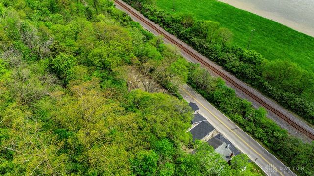 7 N Riverview Avenue, Miamisburg, OH 45342