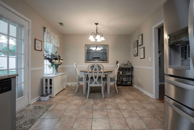 792 Colony Circle, Fort Oglethorpe, GA 30742