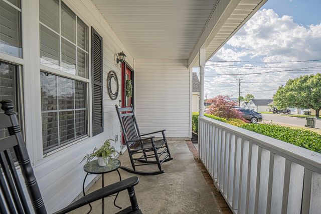 792 Colony Circle, Fort Oglethorpe, GA 30742