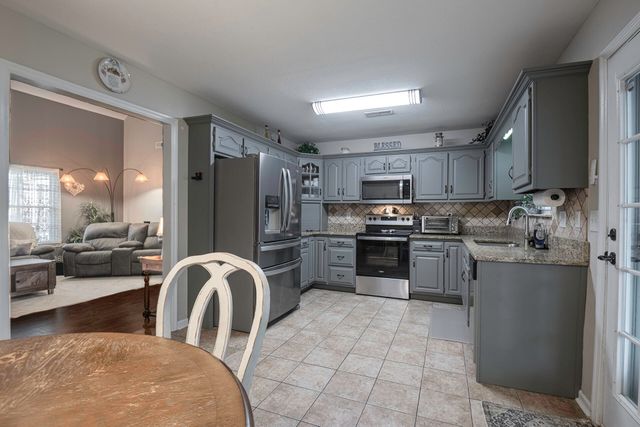 792 Colony Circle, Fort Oglethorpe, GA 30742