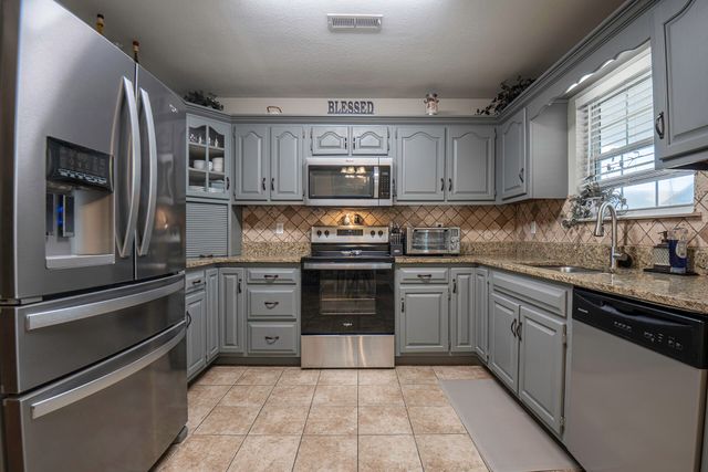 792 Colony Circle, Fort Oglethorpe, GA 30742