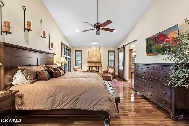 8678 E WINDROSE Drive, Scottsdale, AZ 85260