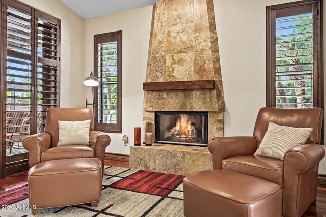 8678 E WINDROSE Drive, Scottsdale, AZ 85260