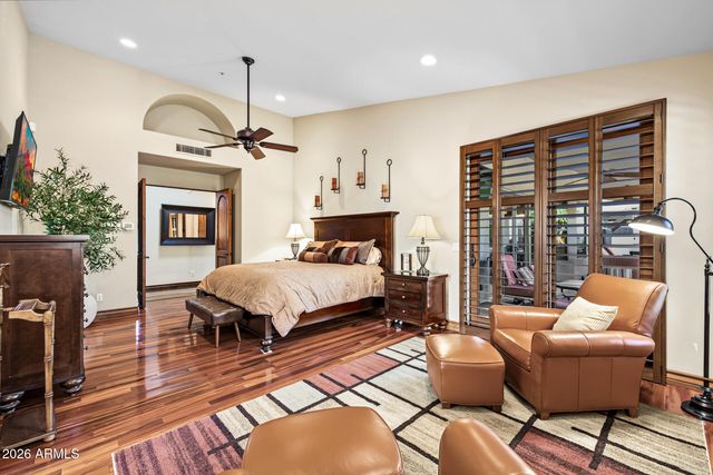 8678 E WINDROSE Drive, Scottsdale, AZ 85260