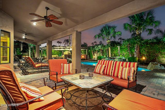 8678 E WINDROSE Drive, Scottsdale, AZ 85260