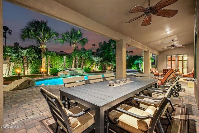 8678 E WINDROSE Drive, Scottsdale, AZ 85260