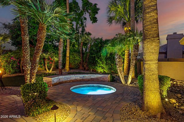 8678 E WINDROSE Drive, Scottsdale, AZ 85260