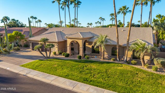 8678 E WINDROSE Drive, Scottsdale, AZ 85260