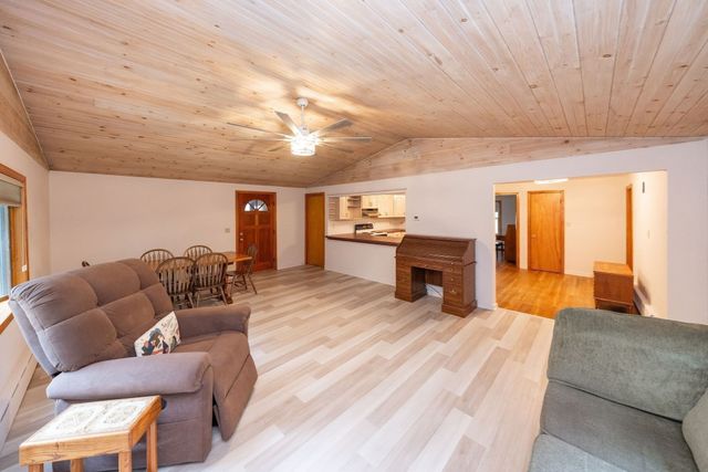 39 Curley Drive, Hudson, MA 01749