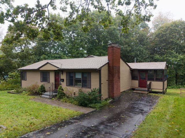 39 Curley Drive, Hudson, MA 01749
