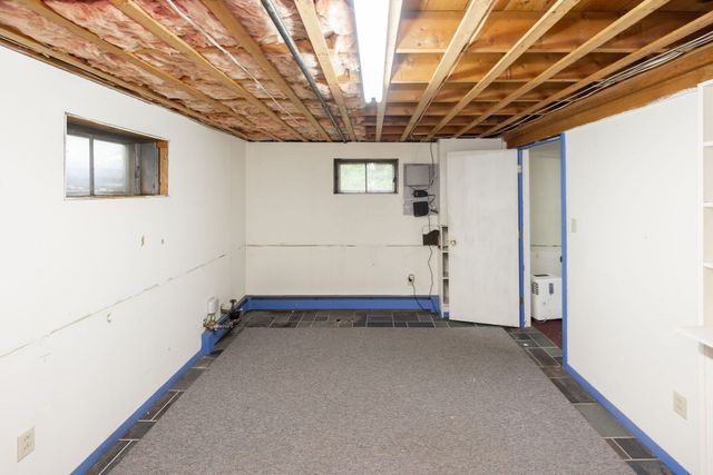 39 Curley Drive, Hudson, MA 01749