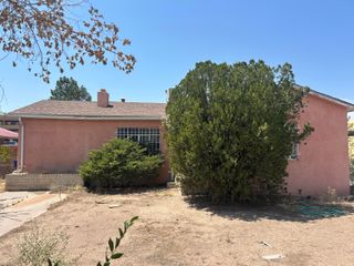 4505 3rd Street NW, Albuquerque, NM 87107