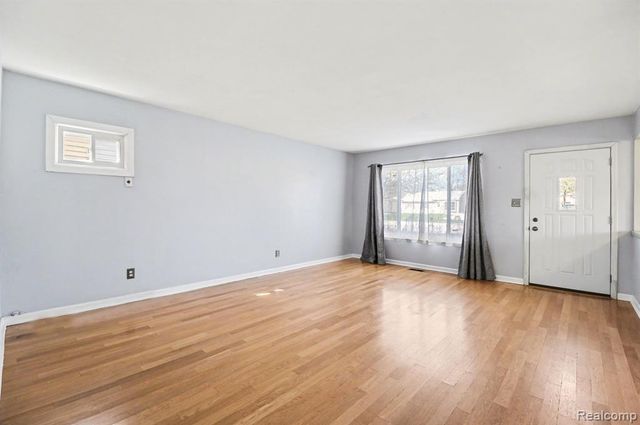 4124 Coolidge Highway, Royal Oak, MI 48073