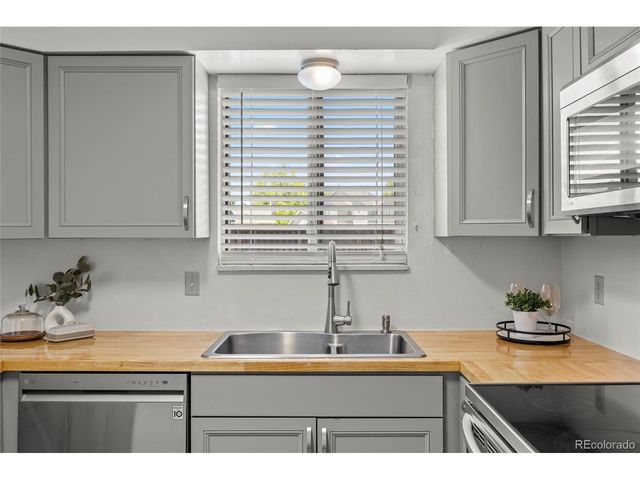 5269 S Pagosa Way, Centennial, CO 80015