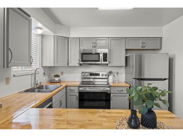 5269 S Pagosa Way, Centennial, CO 80015
