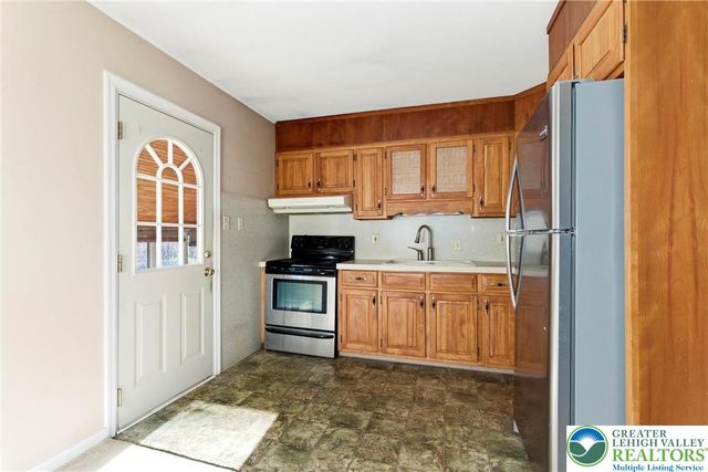 3074 Clearview, Palmer Twp, PA 18045