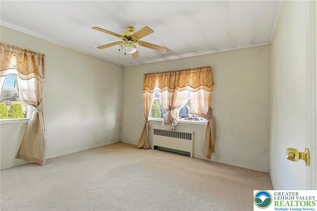 3074 Clearview, Palmer Twp, PA 18045